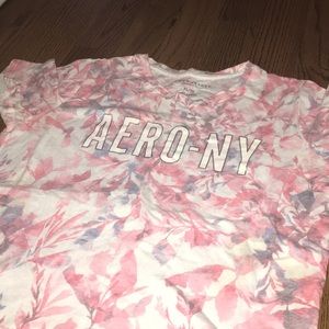 Aéropostale XL tee.